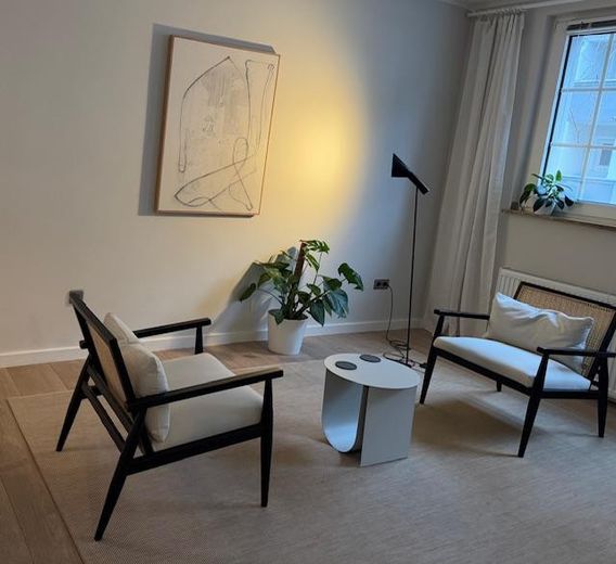! Hinterhof ! Rendite oder Büro, Praxis, Handwerker, Artelier, Lager, Halle, Ausstellung, Garage – Kleine Büro