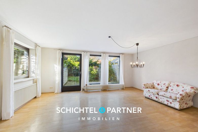 Osterholz-Scharmbeck | Gepflegtes Reihenendhaus mit schönen Garten &amp; Garage – S&amp;P | Wohnzimmer