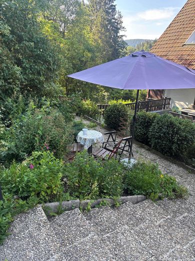 Duże 4-pokojowe mieszkanie z prawdziwą wartością dodaną! Możliwe elastyczne użytkowanie! (app. na poddaszu, ogród, rezerwy) – Photo 16