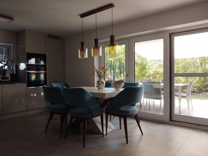 Moderne, stilvolle 3-Zimmer-Neubauwohnung – फोटो 6