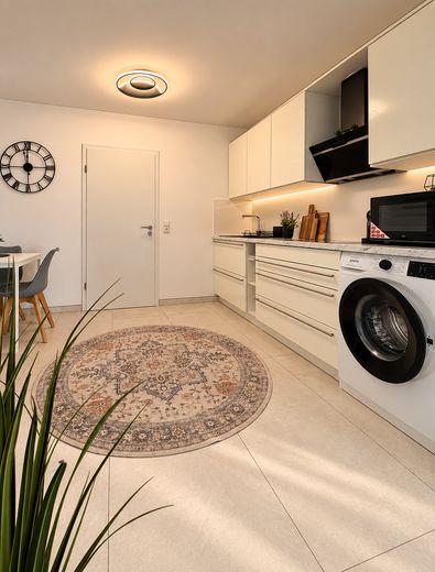 Stilvoll möblierte 2-Zimmer-Wohnung in Augsburg – komplett ausgestattet & sofort frei – Küche - vollst. ausgestattet
