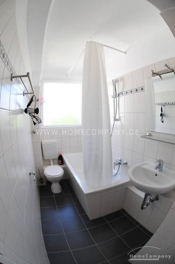 Helle 3-Zimmer-Wohnung mit Balkon in Berlin Wilmersdorf, möbliert – d5aecc89c93a660ad96084347ca25a4d7a812788.jpg