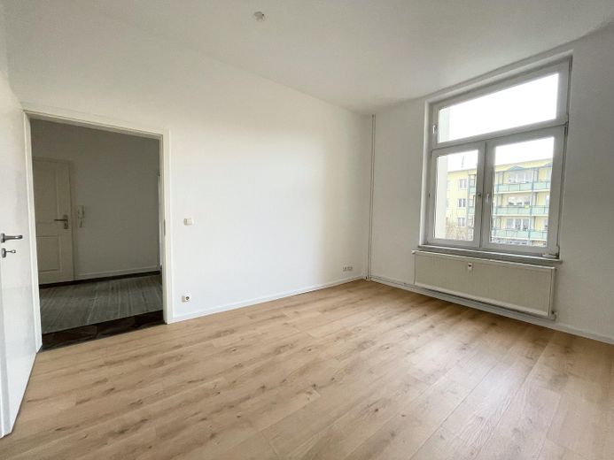 Familientraum: 103 m² mit Garten & Carport – Zimmer S1
