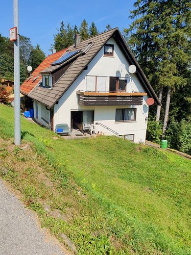 Doppelhaushälfte mit 2 Wohnungen | 118 m² | Ortsrandlage | in 72297 Seewald-Besenfeld – Foto 2