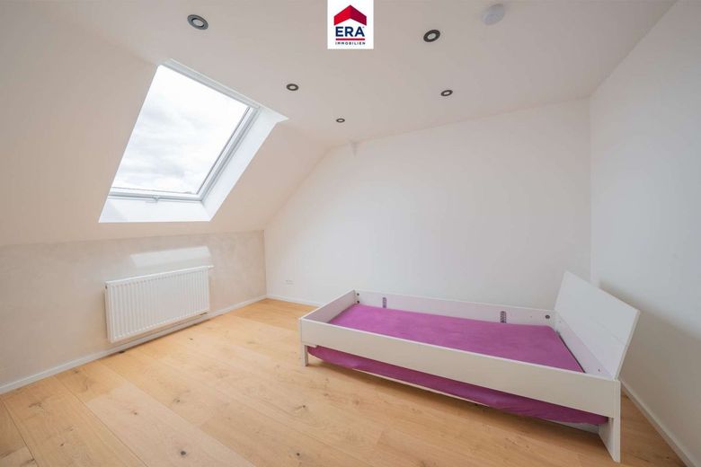 Modernisierte Maisonette-Wohnung im Herzen von Ludwigsburg – Büro