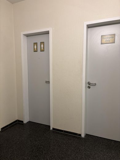 Flur/ Toiletten