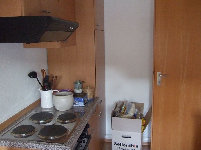 Güzel, aydınlık, 2 odalı daire – Küche