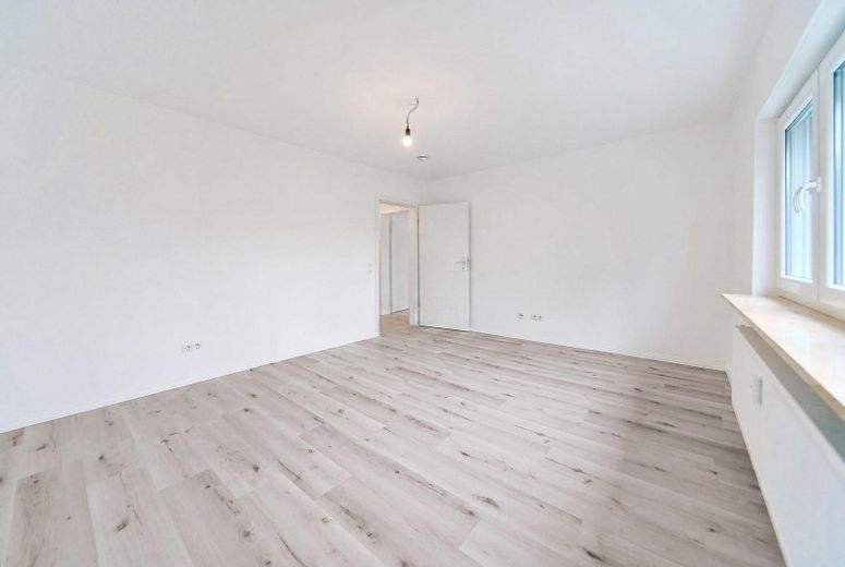 Appartamento maisonette con terrazza, giardino e balcone – senza provvigione ad Alterlangen – Foto 24