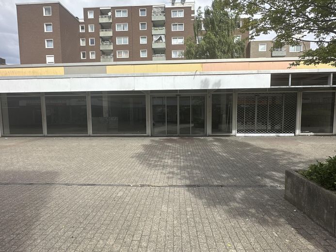 Ladenlokal Einzelhandel Halle Lager Praxis Gewerbe Gastro Sporthalle Freizeit zu vermieten – Foto 2