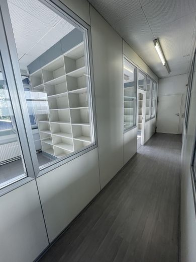 Attraktive Gewerberäume in ruhiger Waldrandlage – Foto 1