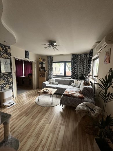 Wohnzimmer UG