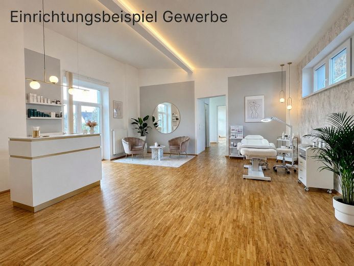 Modernes Wohnhaus mit separater Gewerbeeinheit in ruhiger Citylage – Beispiel Einrichtung Gewerbe
