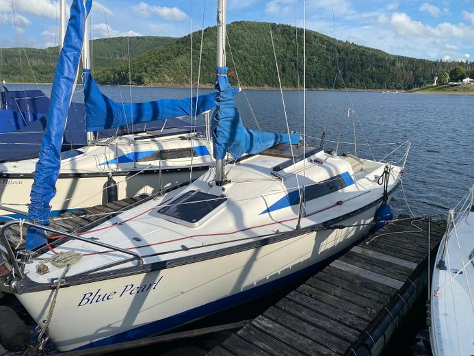 Segelyacht (optional) 1