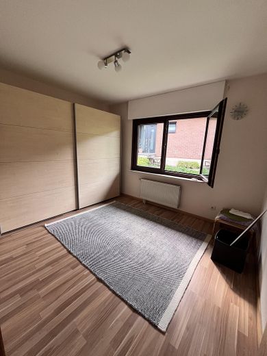 شقة أنيقة من 4 غرف في الطابق الأرضي مع حديقة وشرفة في فاينهايم-أوبرفلوكنباخ – Schalfzimmer