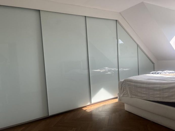Schlafzimmerschrank