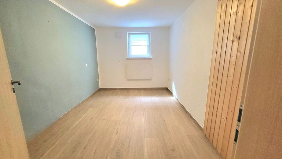 Charmante, renovierte 2-Zimmer-Wohnung mit hochwertiger Einbauküche – Foto 6