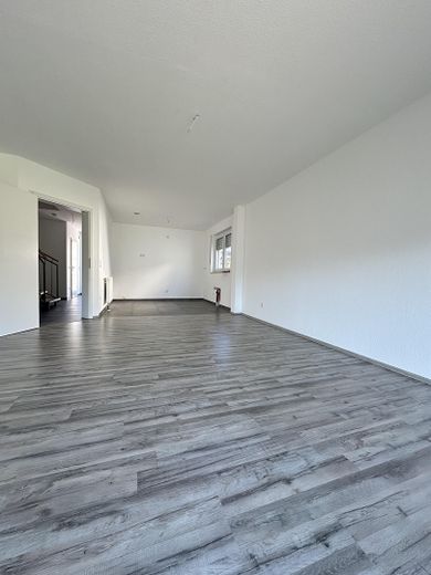 Moderne Doppelhaushälfte mit Garten, Terrasse und hochwertiger Ausstattung in Hamm-Lohauserholz – Foto 1