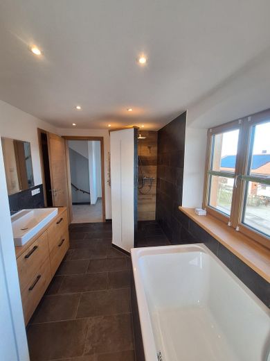 Luxus Badezimmer 1. OG