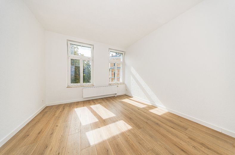 Stilvoll saniert: 2-Zimmer-Wohnung in Leipzig-Altlindenau – Schlafzimmer