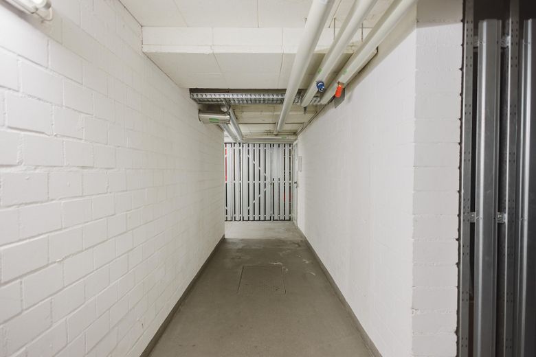 Dresden-Löbtau'da balkonlu aydınlık 2 odalı kiralık daire – Fotoğraf 38