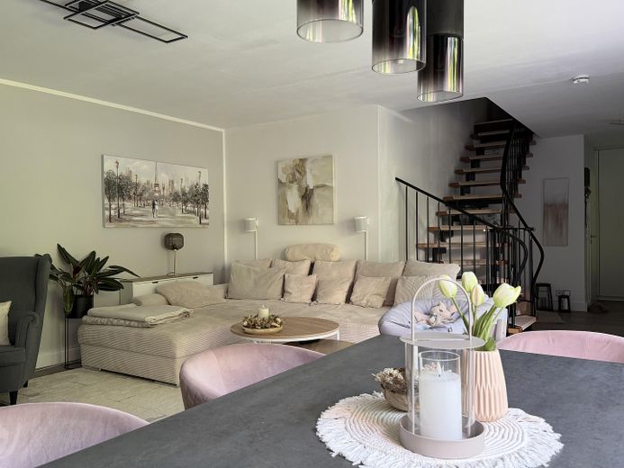 Außergewöhnliche Maisonette mit Haus-im-Haus-Charakter in MG-Schrievers – फोटो 8