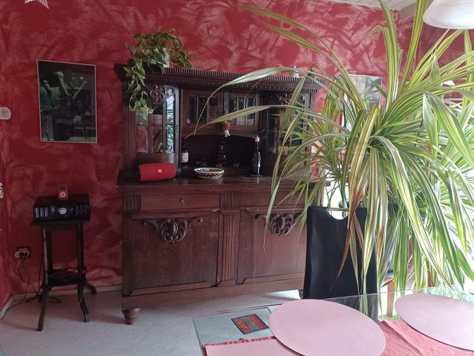 Bright 4-room apartment by Nuremberg City Park – Esszimmer 4