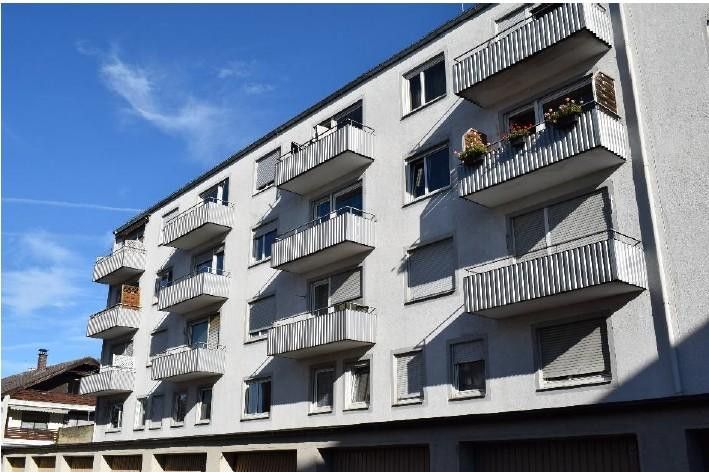 Freshly renovated 2-room apartment with kitchen and bathroom in Augsburg-Göggingen – Außenansicht hinten