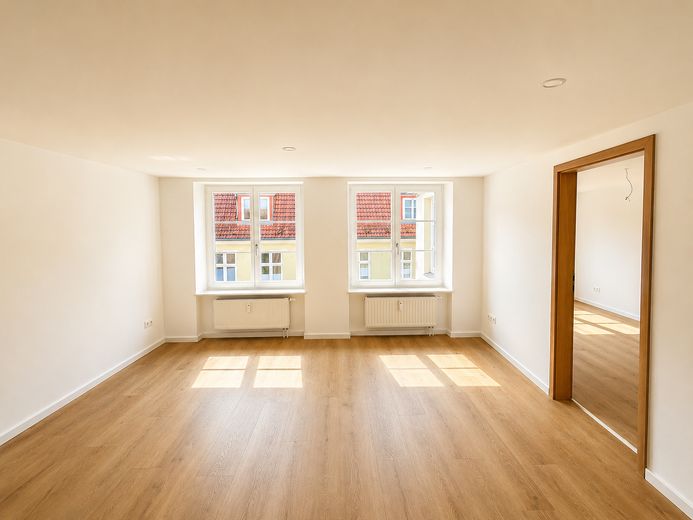 2-Zimmer-Wohnung in bester Altstadtlage – Erstbezug nach kompletter Modernisierung – Wohnzimmer