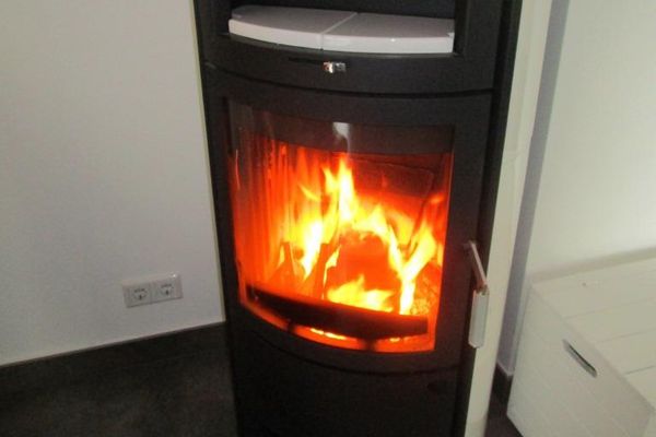 2-3-Zimmer-Wohnung mit Haus-Ambiente