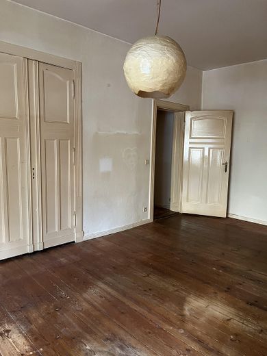 Zimmer 2 Blick Richtung Tür