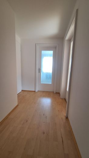Schöne helle 1,5 Zimmer DG-Wohnung in ruhiger TOP-Lage – Diele