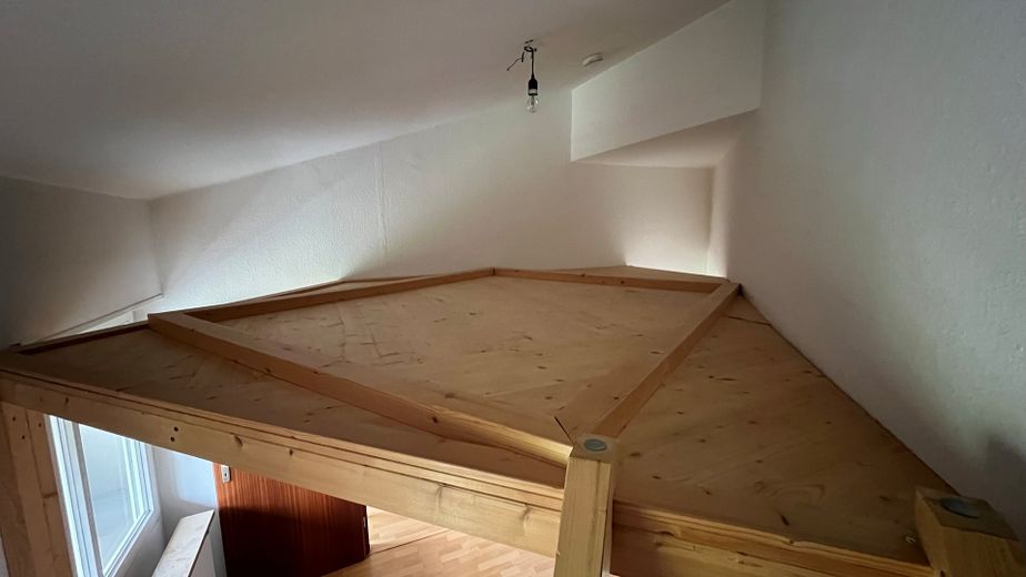 Karlsruhe-Waldstadt - mooi, licht 2,5-kamerappartement, zeer goede en centrale ligging – Empore
