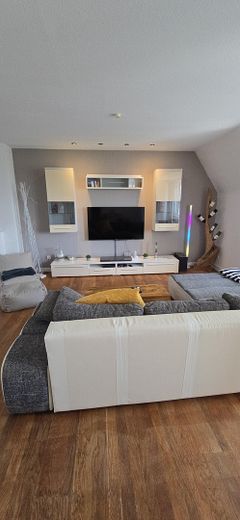 Großes Wohnzimmer