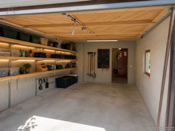 Fernblick statt Standard - Einfamilienhaus mit Potenzial in traumhafter Hanglage – Garage