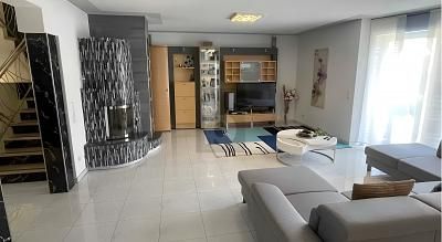 SOGNO FAMILIARE LUMINOSO CON CLIMATIZZAZIONE E GARAGE PASSANTE – 1787853651_0c3e06.jpg