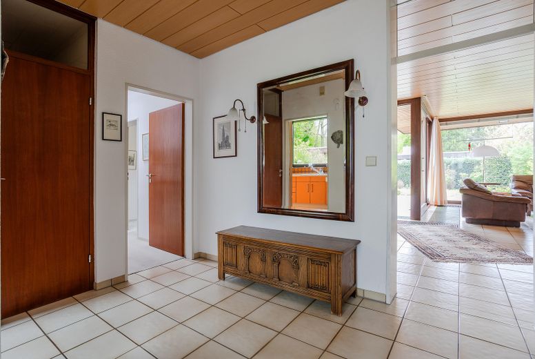 Repräsentativer Entrée