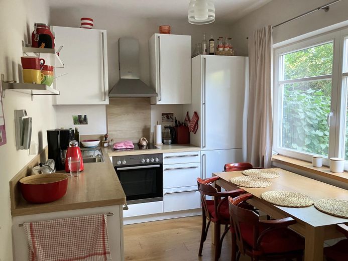 Professionally renovated mid-terrace house in an attractive location in Lilienthal-Butendiek – Küche - EG