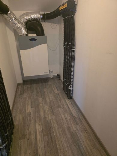 Freundliche und neuwertige 3,5-Raum-Dachgeschosswohnung mit geh. Innenausstattung in Aßlar – Foto 6