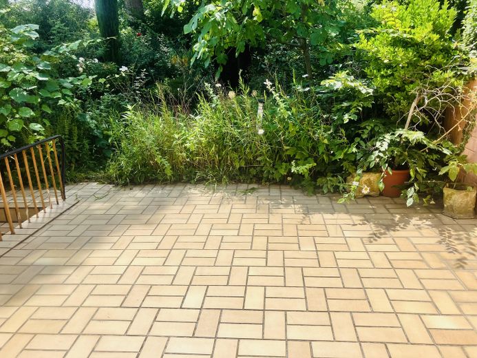 Рядный дом в Köln-Mauenheim – Terrasse Garten 