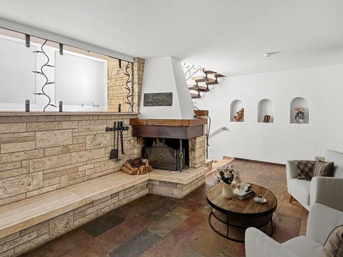 Heilbronn-Ost Bestlage: Architektenhaus mit Einliegerwohnung & Garten – Kaminzimmer (Home staged)