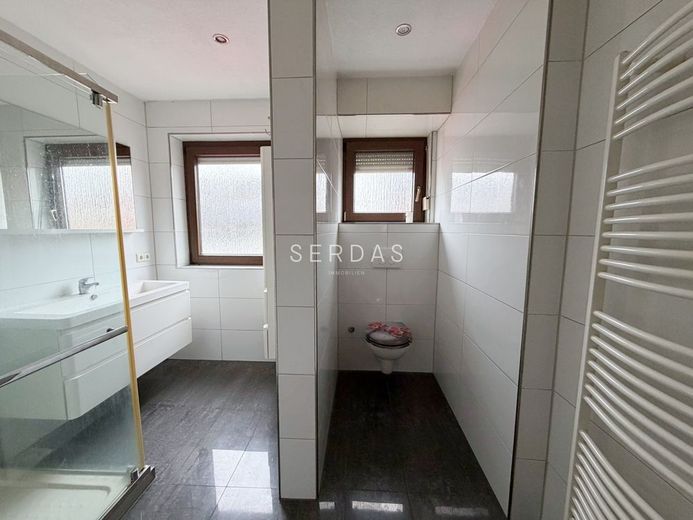 Badezimmer EG