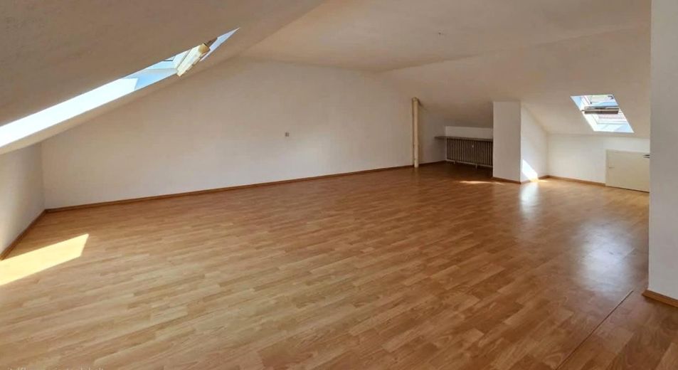 Viel Platz und Blick ins Grüne: Ihr Sanierungsprojekt in ruhiger Bestlage – Foto 11