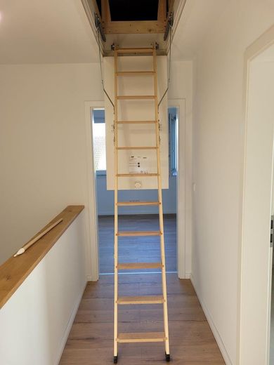 Bodentreppe baugleich Beispiel