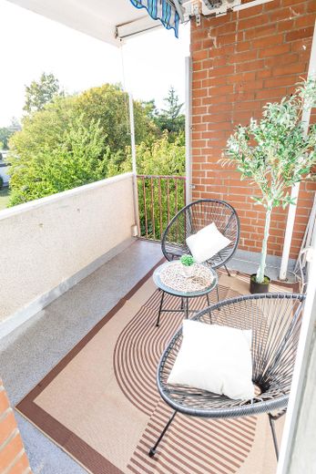 Hier können Sie einziehen - Bemerode mit Weitblick – Südwestbalkon (Schlafzimmer))
