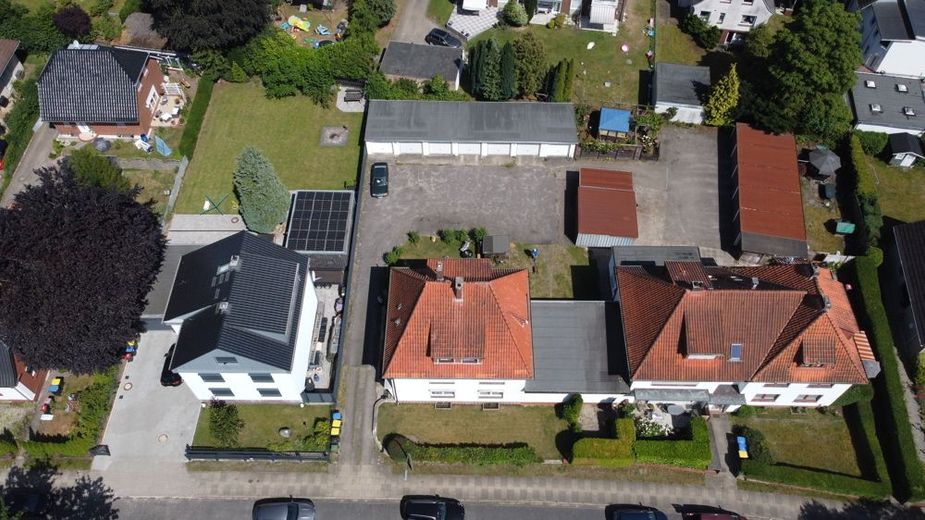 ENTWICKLUNGSGRUNDSTÜCK MIT BESTANDSIMMOBILIE UND SOFORTIGEM CASHFLOW – Bild 1