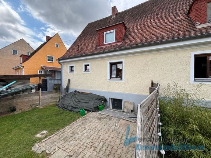 Doppelhaushälfte in Siedlungslage von Plattling – Foto 1