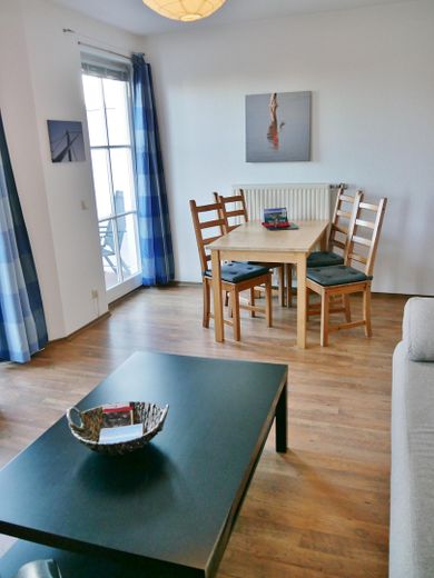 Wohnzimmer bodentiefe Fenster