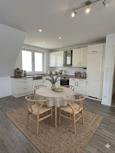 Traumhafte 2-Zimmer Wohnung - zentral gelegen – offene Wohnküche