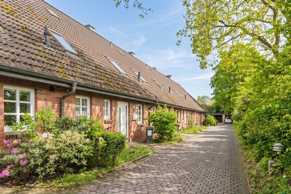 Gepflegtes Reihenmittelhaus mit Carport