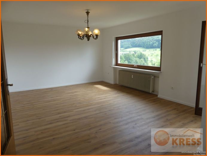 3 Zimmerwohnung in ruhigem Wohngebiet von Schlüchtern-Herolz incl. KFZ-Stellplatz – Bild 2